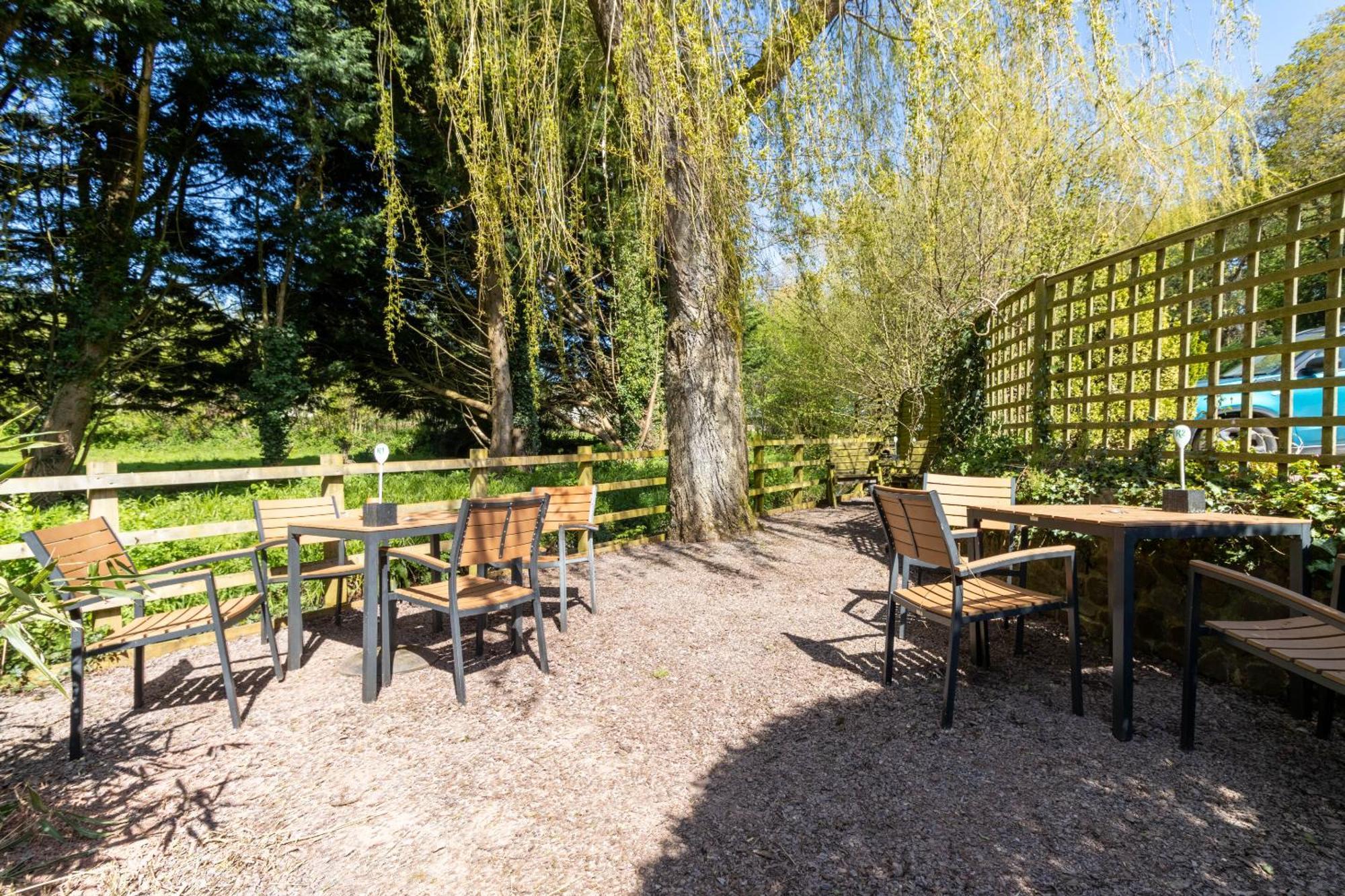 New Inn Crediton Exteriér fotografie